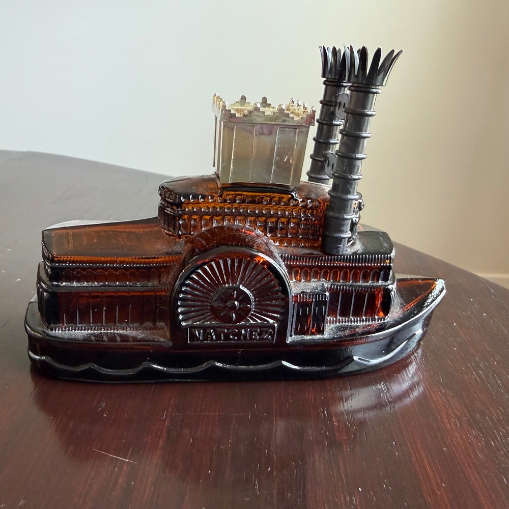 Vintage Avon Natchez‎ Steamboat After Shave Bottle Empty Paddle Wheel Boat 1979